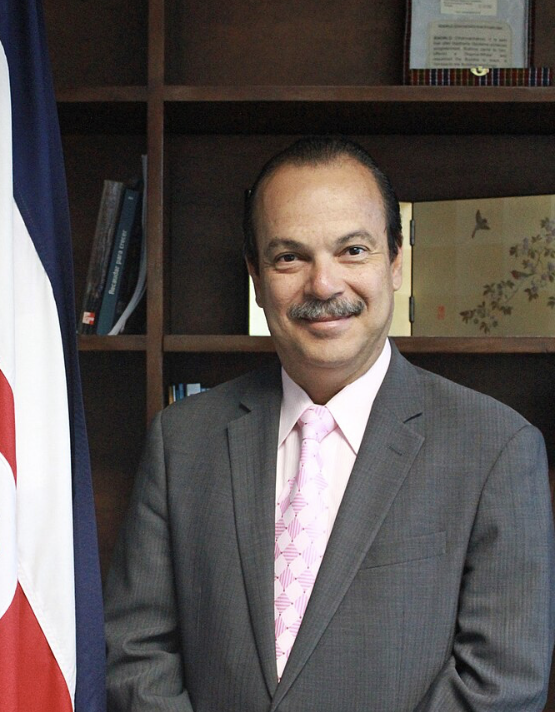 Lic. Roberto Gallardo Núñez