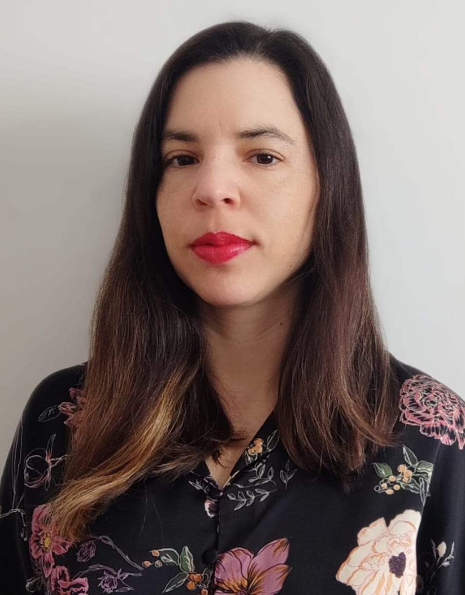 Máster Carolina Ovares Sánchez